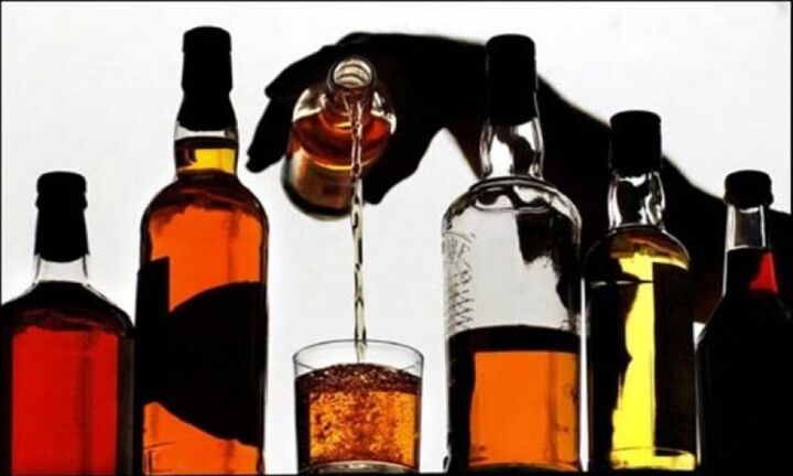 Να μειωθεί ο ΕΦΚ στα αλκοολούχα ποτά ζητά ο ΙΟΒΕ - Τα οφέλη για την ελληνική οικονομία