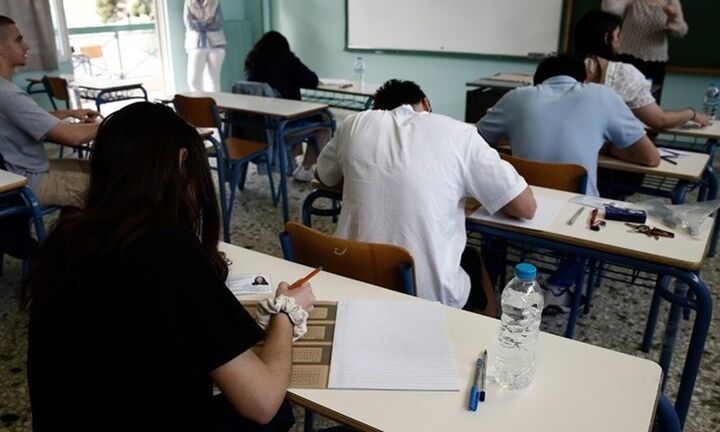 Πανελλαδικές Εξετάσεις-ΕΠΑΛ: Η σημασία και η χρησιμότητα του βιβλίου, το θέμα των Νέων Ελληνικών