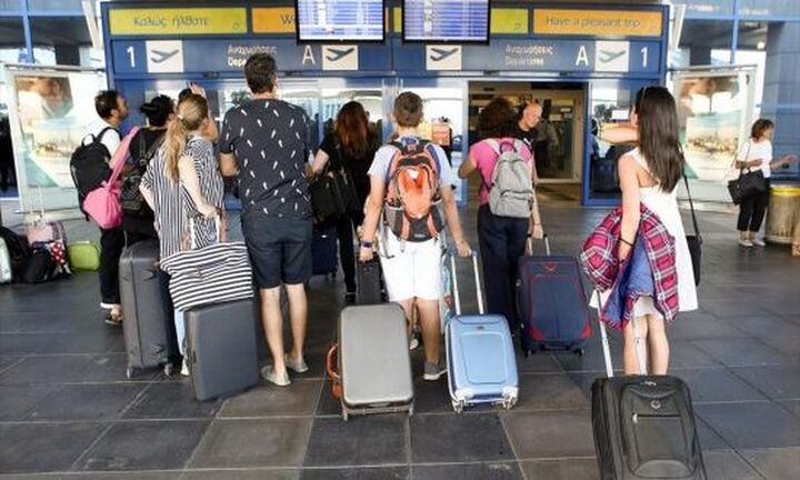 Στα «ύψη» η επιβατική κίνηση στα ελληνικά αεροδρόμια - Άνοδος 9,5% στο 7μηνο