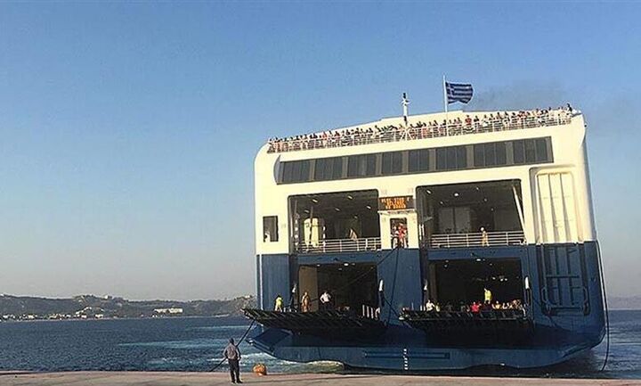 Εκπτώσεις για αναπληρωτές εκπαιδευτικούς σε ακτοπλοϊκά και αεροπορικά εισιτήρια