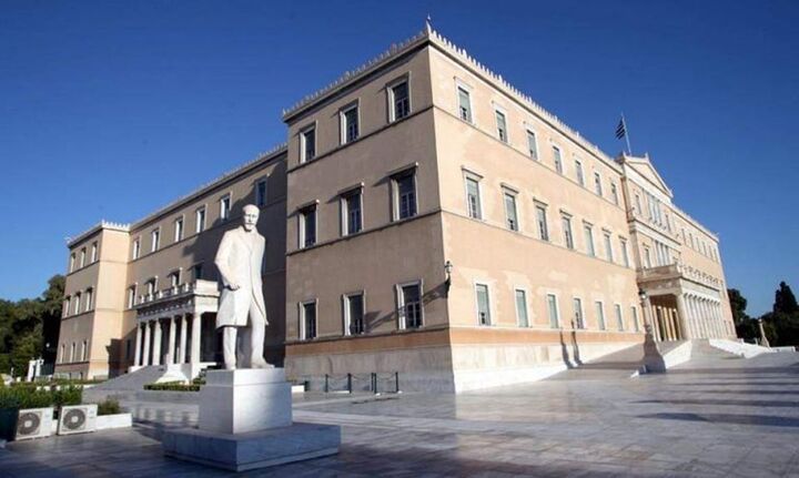 Γραφείο Προϋπολογισμού: Έσοδα 2,5 δισ. ευρώ από πάταξη της φοροδιαφυγής το 2025