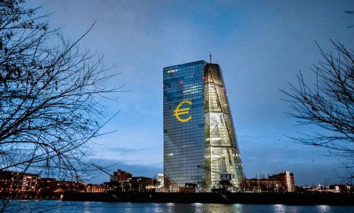 ΕΚΤ: Εβδομη μείωση επιτοκίων κατά 25 μονάδες βάσης – Φόβοι για την ανάπτυξη λόγω δασμών