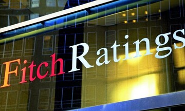 Fitch: Ανθεκτικές οι ελληνικές και οι κυπριακές τράπεζες στην αστάθεια των αγορών και τους δασμούς  