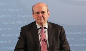 Χατζηδάκης: Άρση μονιμότητας και μπόνους απόδοσης στο Δημόσιο μετά από πραγματική αξιολόγηση